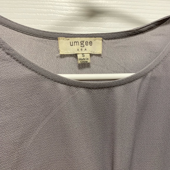 Grey blouse with sleeve detail - Picture 2 of 3